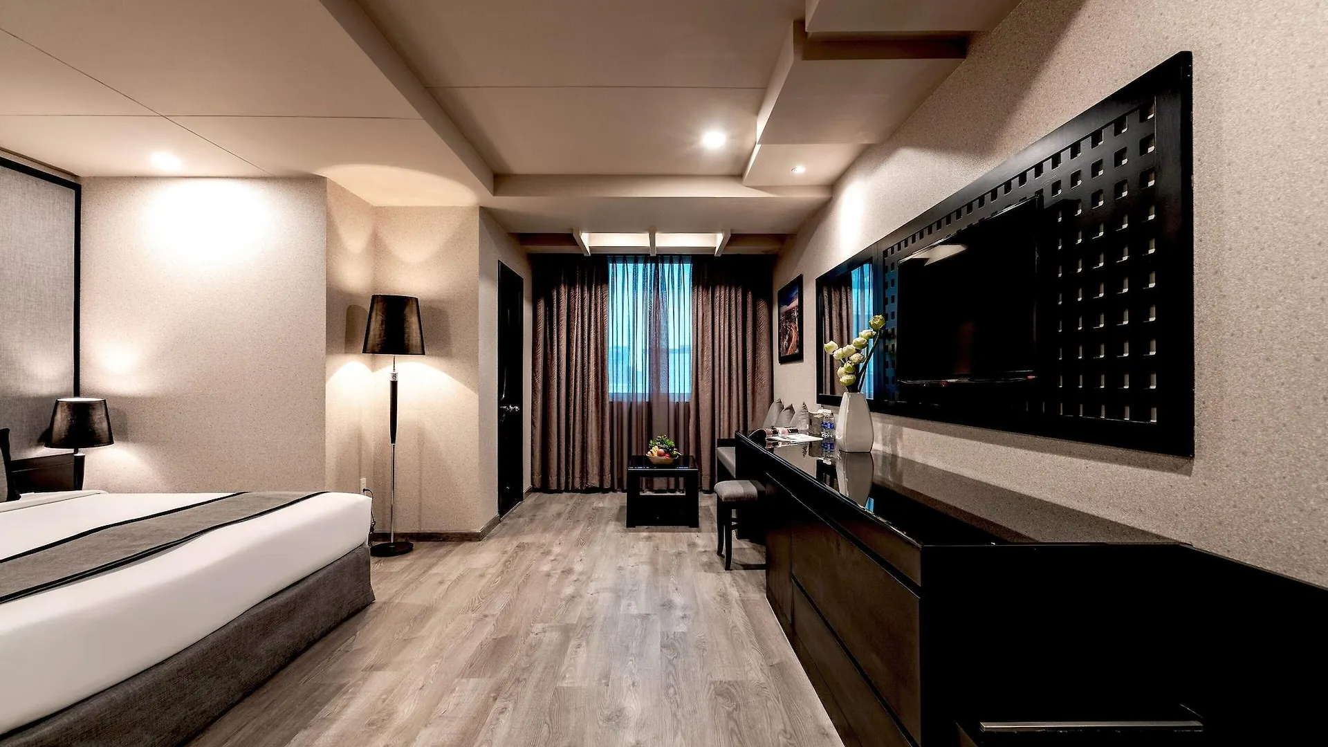 Paragon Saigon Hotel Ho Chi Minh City 4*,