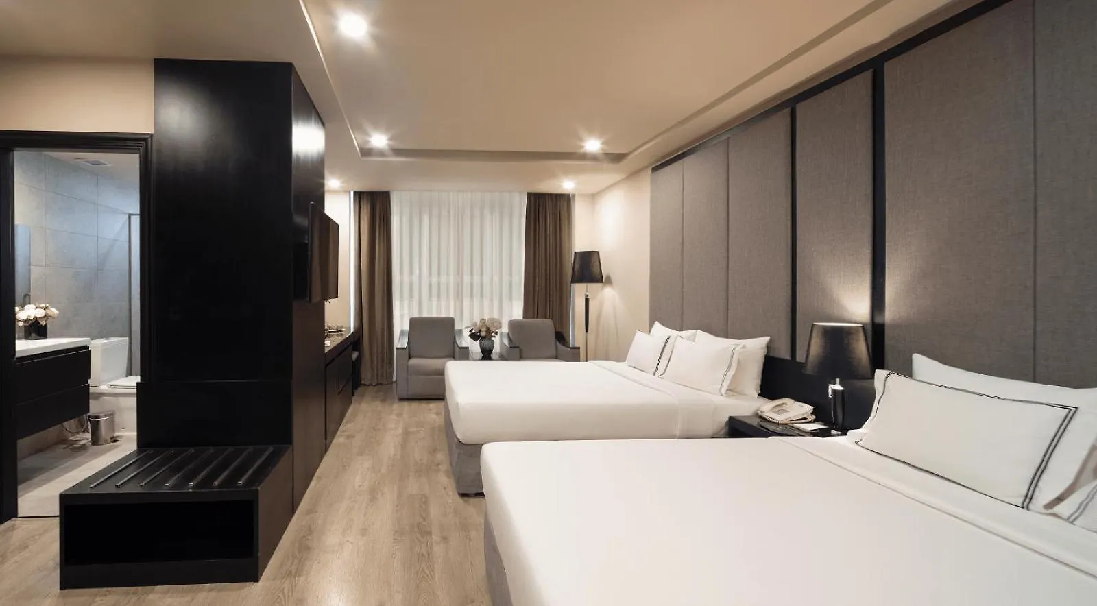 Paragon Saigon Hotel Ho Chi Minh City 4*,  Vietnam